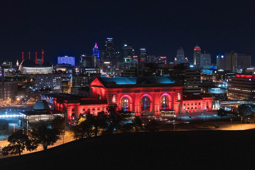 Kansas City, Missouri, at night
